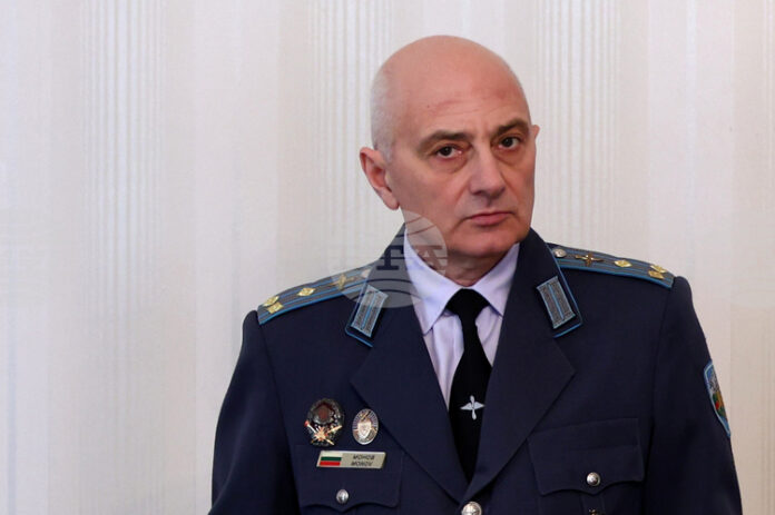 Любомир Монов е назначен за заместник-министър на отбраната със заповед на премиера Румен Радев