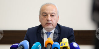 Гълъб Донев