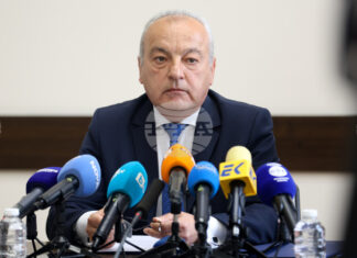 Донев обяви мерки срещу „държавните хранилки“ в бюджета за 2026 година Гълъб Донев