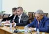 Министър Пеев обсъди с таксиметровия бранш и автошколите проблемите в сектора и призова за общи предложения и конкретни срокове за изпълнение