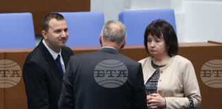 Народното събрание разглежда на първо четене три законопроекта за изменение на Закона за съдебната власт