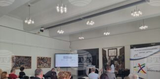 Областният информационен център в Добрич отбеляза 15 години от създаването си с партньорски диалог под мотото „Свързваме идеи с възможности“