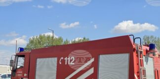 Пожарът в база за вторични суровини в Сливен е локализиран