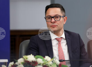 Правителството се обяви за мощна подкрепа за българския производител и правила, които да важат за всички, каза вицепремиерът Пулев