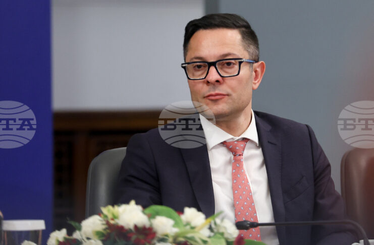 Правителството се обяви за мощна подкрепа за българския производител и правила, които да важат за всички, каза вицепремиерът Пулев