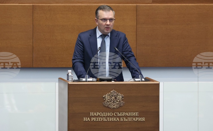 Противодействието на корупцията следва да бъде безусловен национален приоритет, заяви министърът на правосъдието Николай Найденов