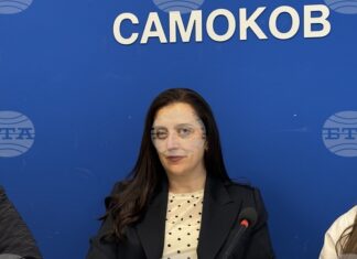 Славейков е обичан автор от седмокласниците, каза преподавателят по български език и литература Анна Манова