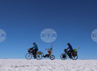 След 865 дни с велосипеди в Латинска Америка българско семейство планира ново приключение След 865 дни с велосипеди в Латинска Америка българско семейство планира ново приключение