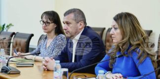 Транспортният министър Георги Пеев разпореди засилен контрол върху водните атракциони през летния сезон