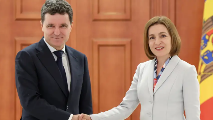 Молдовската президентка Мая Санду и румънският президент Никушор Дан?