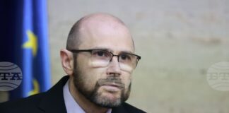 Важни са законопроектите по ПВУ за деполитизирана антикорупционна комисия и механизма за разследване на главния прокурор, каза министър Янкулов