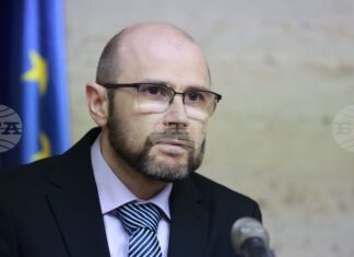Важни са законопроектите по ПВУ за деполитизирана антикорупционна комисия и механизма за разследване на главния прокурор, каза министър Янкулов