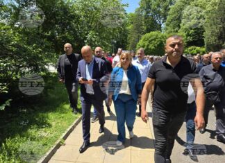 Арестуваха кмета на Кърджали Ерол Мюмюн за злоупотреби при обществена поръчка за над 5 млн. лв. Кметът на Кърджали Ерол Мюмюн излезе от Областната дирекция на МВР