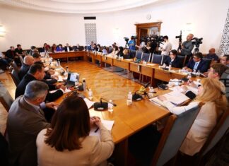 Временната правна комисия прие на второ четене законопроект за създаване на Комисия за противодействие на корупцията