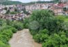 Затворници са мобилизирани да помагат при разчистването и във Велико Търново заради обилните дъждове и преливането на река Янтра Затворници са мобилизирани да помагат при разчистването и във Велико Търново заради обилните дъждове и преливането на река Янтра