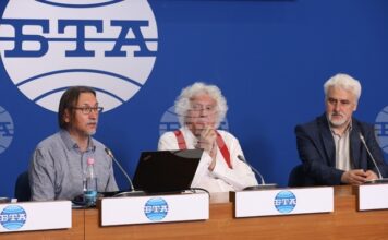 пресконференция на тема „Кой се страхува от Комисията по досиетата и защо е важно нейната дейност да продължи“