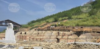 Мраморен торс беше открит при археологическите разкопки на античния град Хераклея Синтика