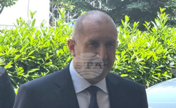 Румен Радев