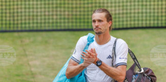 Александър Зверев отпадна на полуфиналите на турнира по тенис на трева в Хале