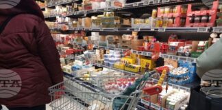 България е втора в ЕС по годишен ръст на продажбите на дребно през април, отчита Евростат