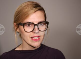 България не подкрепя налагането на символни санкции, свързани с руския патриарх Кирил, каза външният министър Велислава Чамова