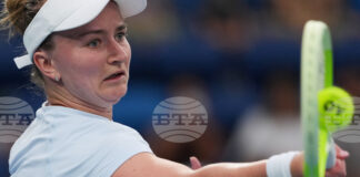 Барбора Крейчикова достигна до финала на тенис турнира в Хертогенбош