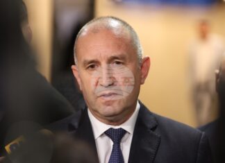 Румен Радев