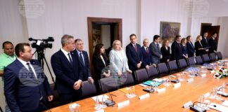 Парламентарните партии и коалиции представиха номинациите си за членове на Централната избирателна комисия (ЦИК) пред държавния глава Илияна Йотова