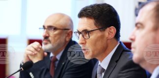 Бюджетната комисия прие на второ четене законопроект за допълнение на Закона за защита на потребителите срещу високите цени на стоки и услуги