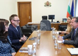 Домакинството на „Евровизия“ е възможност България да представи културата си пред света, посочи вицепремиерът Иво Христов на среща за подготовката на конкурса