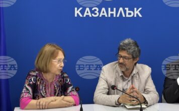 Духът на българския модернизъм и днес може да бъде открит в Казанлък, каза кметът на града по време на дискусията „Пенчо Славейков днес“