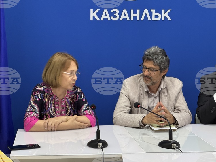 Духът на българския модернизъм и днес може да бъде открит в Казанлък, каза кметът на града по време на дискусията „Пенчо Славейков днес“
