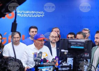 Премиерът на Армения Никол Пашинян на пресконференция след поедата на парламентарните избори. 8 юни 2026 г.