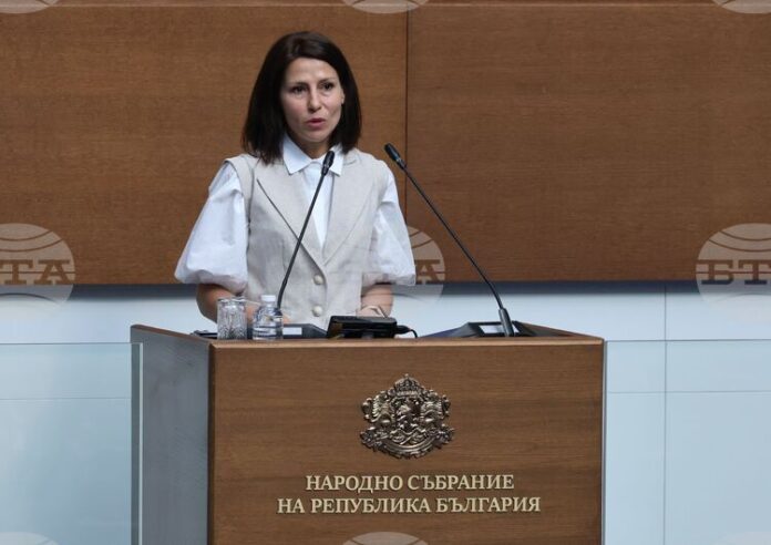 Историята на Тракия трябва да се помни, за да търсим Историята на Тракия трябва да се помни, за да търсим поука, а не омраза, заявиха от "Прогресивна България" в декларация