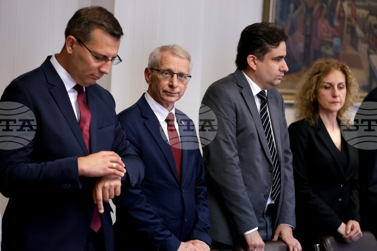Кандидатурите на д-р Алина Добрева и Вяра Тодева за членове на ЦИК представиха от коалицията на ПП-ДБ