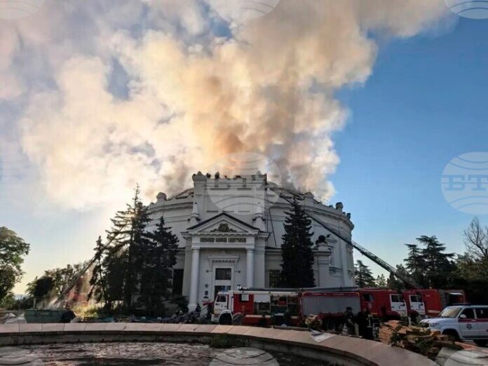 Контролираният от Русия Севастопол остана без ток след украински удари, заяви назначеният от Москва губернатор