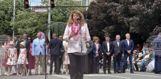 Маслодайната роза е най-красивата емблема на България, каза президентът Илияна Йотова в Казанлък