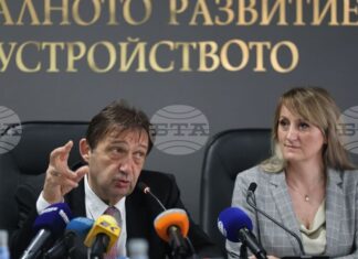 Новият план за управление на „Витоша“ може да започне да се разработва в началото на 2027 г., съобщи министърът на околната среда