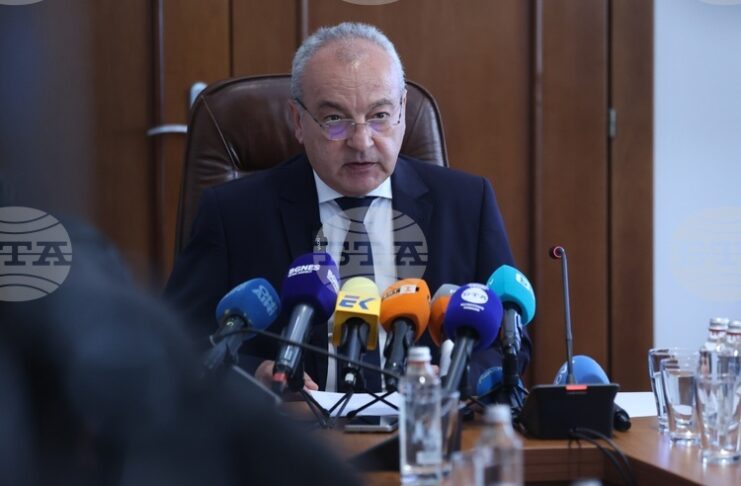 ОБНОВЕНА Проектобюджетът за 2026 г. е бюджет на реалността, опитваме се да върнем нормалността в държавните финанси, каза вицепремиерът Гълъб Донев
