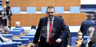 Охраната на Делян Пеевски от НСО възлиза на малко над 220 000 лева за 10 месеца, съобщиха от ДПС