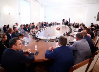 Парламентарната икономическа комисия прие на първо четене промени в Закона за дейността на колективните инвестиционни схеми