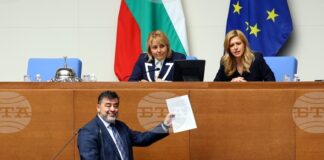 По казуса „Баба Алино“ се води усилена кампания да бъде обвинен кметът на Варна, заявиха в декларация от "Продължаваме промяната"