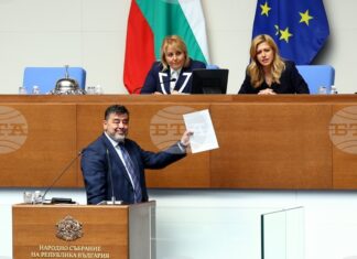 По казуса „Баба Алино“ се води усилена кампания да бъде обвинен кметът на Варна, заявиха в декларация от "Продължаваме промяната"