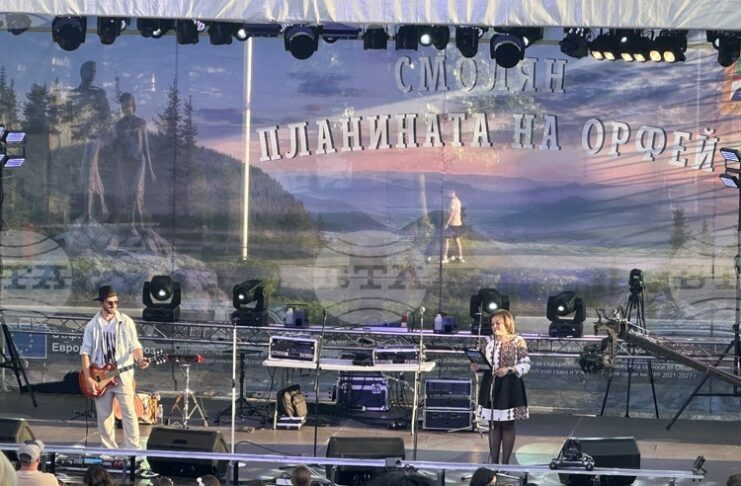 С концерт на Михаела Маринова, Роби и група „Молец“ бяха открити Орфеевите празници в Смолян