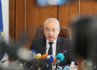 Бюджет 2026: по-голям дълг, висок дефицит и промени за държавните служители Гълъб Донев