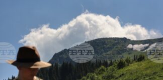 В района на връх Ботев има мъгла, предупредиха от Планинската спасителна служба към БЧК