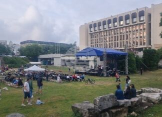 В Стара Загора на Античната улица в града беше открито тазгодишното издание на джаз фестивала „Цветовете на джаза“