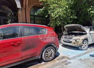 Нов удар срещу България в Скопие: Запалиха два автомобила на българското посолство