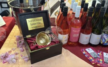 Винарна "Свищов" спечели наградата "Златен киликс" на фестивала Rose Wine Expo в Казанлък с розето Rose Legio Prima Cuvee