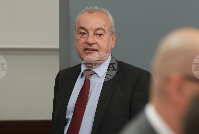 Гълъб Донев